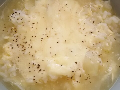 玉ねぎとチーズの卵雑炊(^^)